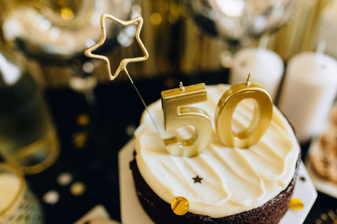 50 års bröllopsdag – guldpresent & minnesgåva för guldbröllop